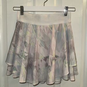 Lululemon tennis skirt in a beautiful pastel floral print 🌸